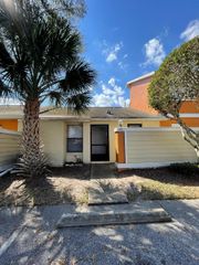 48 SILVER FALLS CIRCLE, Kissimmee, FL 34743