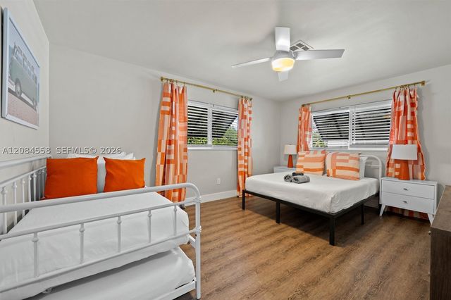 110 SE 5th Ct, Pompano Beach, FL 33060