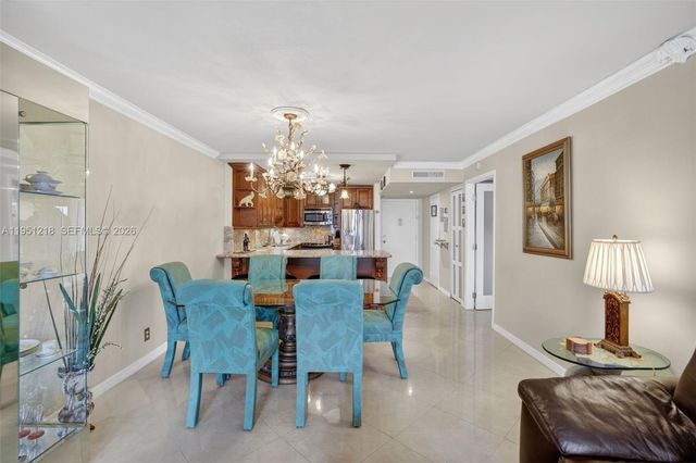 1000 Parkview Dr 806, Hallandale Beach, FL 33009