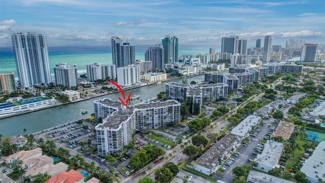 1000 Parkview Dr 806, Hallandale Beach, FL 33009