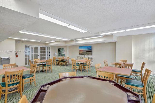 1000 Parkview Dr 806, Hallandale Beach, FL 33009