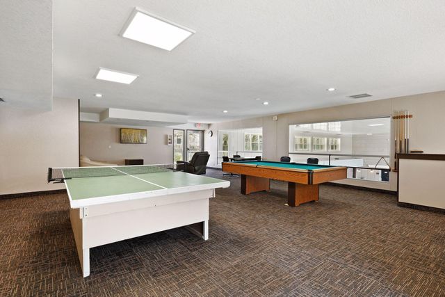 4385 Trenton Lane N 312, Plymouth, MN 55442