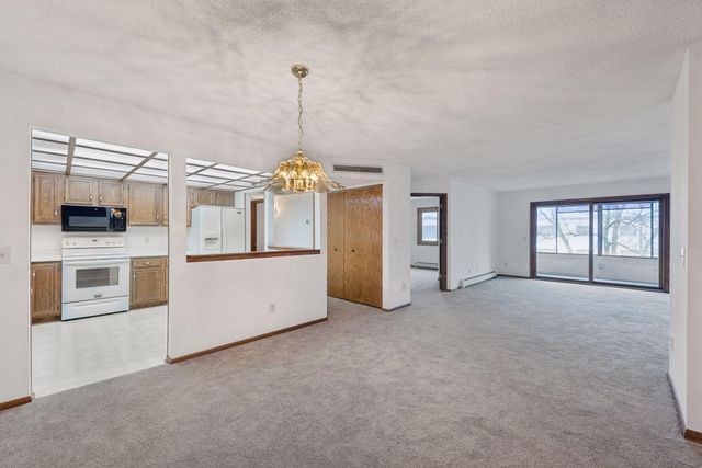 4385 Trenton Lane N 312, Plymouth, MN 55442