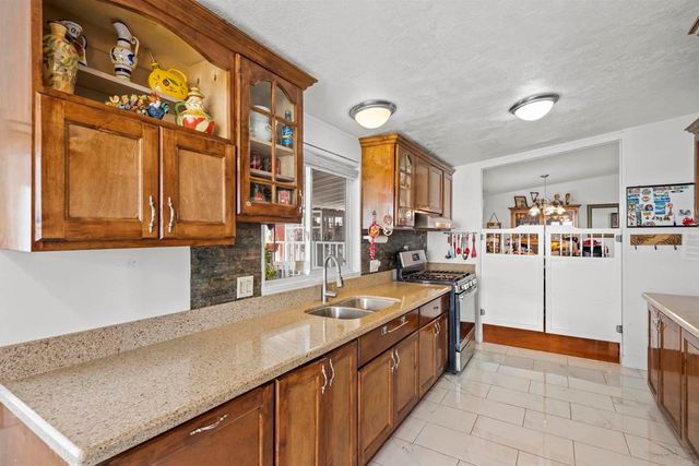 14215 Pecan Park 100, El Cajon, CA 92021