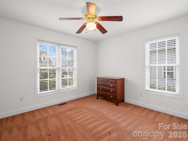 127 Kingfisher Lane, Mills River, NC 28759