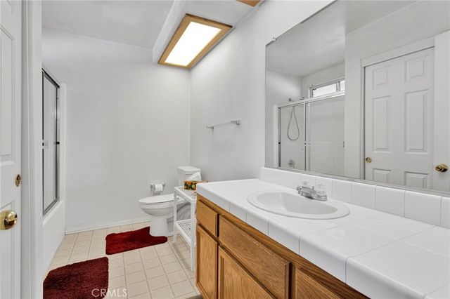 19147 Yucca Street, Hesperia, CA 92345