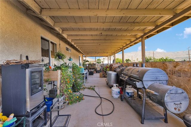 19147 Yucca Street, Hesperia, CA 92345