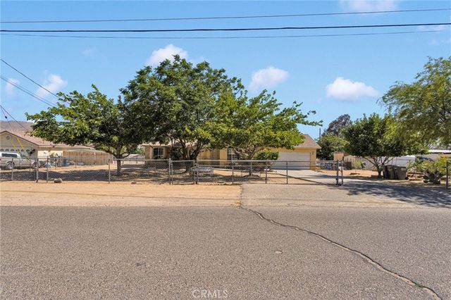 19147 Yucca Street, Hesperia, CA 92345