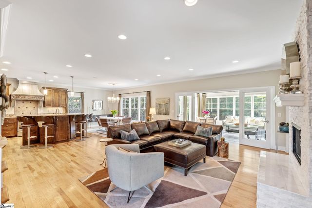 108 Mount Vista Avenue, Greenville, SC 29605