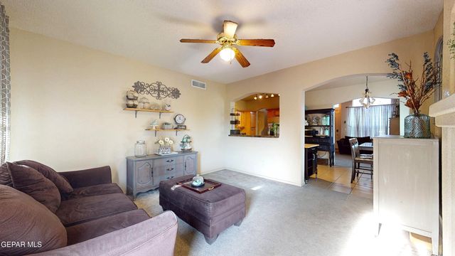 404 Gallagher Street, El Paso, TX 79915