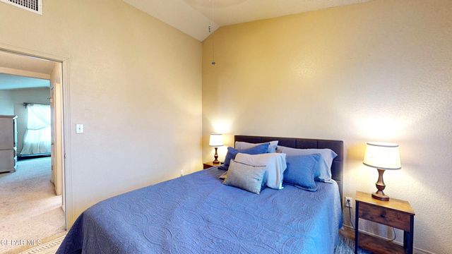 404 Gallagher Street, El Paso, TX 79915