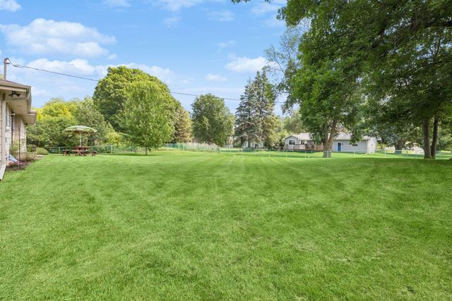 14925 32nd Avenue N, Plymouth, MN 55447