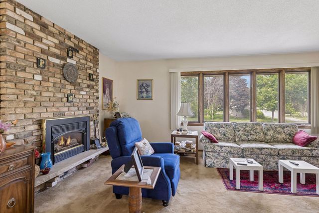 14925 32nd Avenue N, Plymouth, MN 55447