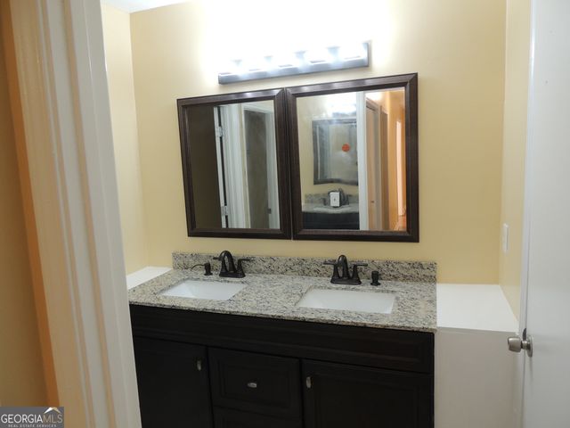 2132 Hickory Bend SE, Conyers, GA 30013