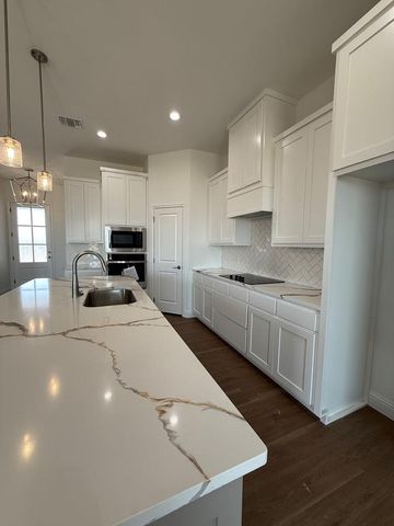 13211 E County Rd 110, Midland, TX 79706