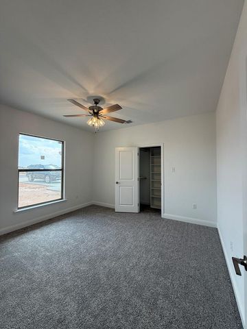 13211 E County Rd 110, Midland, TX 79706