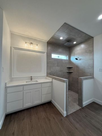 13211 E County Rd 110, Midland, TX 79706