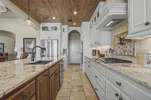 6020 E 128th Street S, Bixby, OK 74008