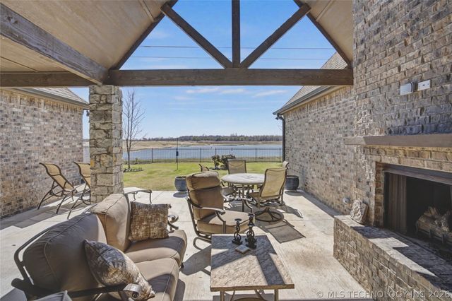 6020 E 128th Street S, Bixby, OK 74008