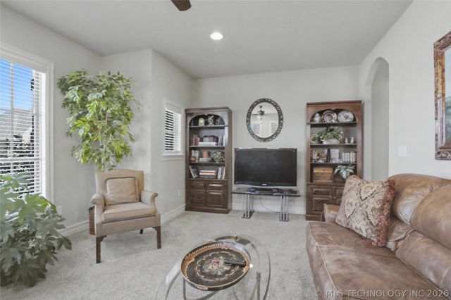 6020 E 128th Street S, Bixby, OK 74008