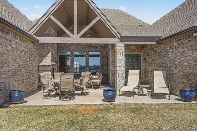 6020 E 128th Street S, Bixby, OK 74008