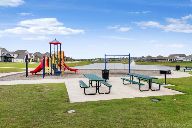 6020 E 128th Street S, Bixby, OK 74008