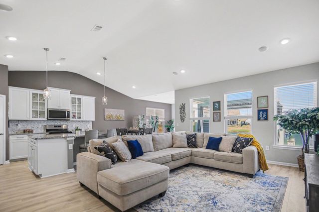5020 Vinesia Dr., Myrtle Beach, SC 29579