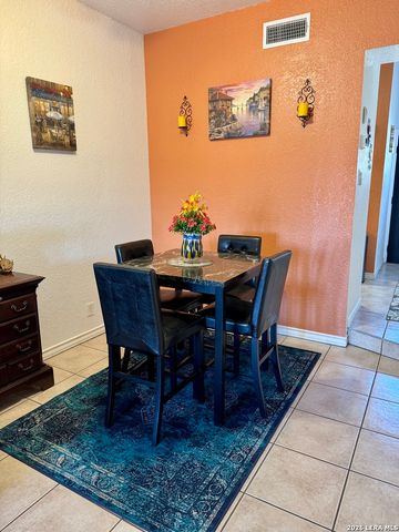 18035 FM 306 Apt 104, Canyon Lake, TX 78133