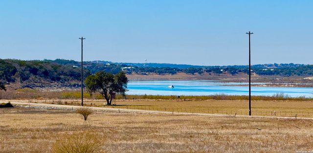 18035 FM 306 Apt 104, Canyon Lake, TX 78133