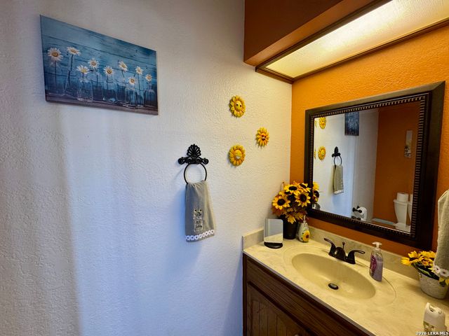 18035 FM 306 Apt 104, Canyon Lake, TX 78133