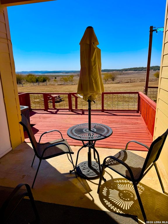 18035 FM 306 Apt 104, Canyon Lake, TX 78133