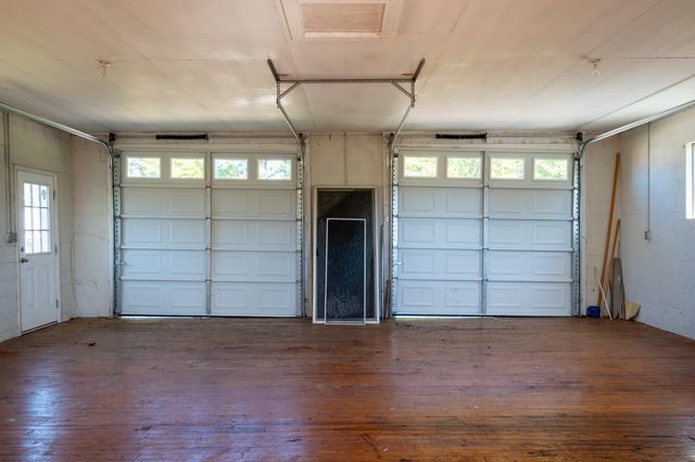 329 Parkway LN, Floyd, VA 24091