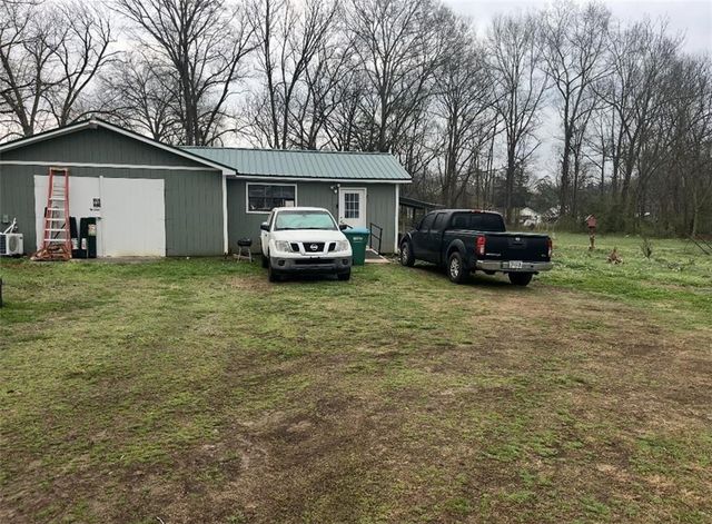 36 Shaw Street, Kingston, GA 30145