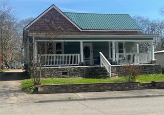 36 Shaw Street, Kingston, GA 30145