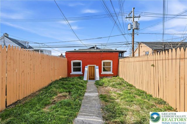 1343 Chew Street, Allentown City, PA 18102