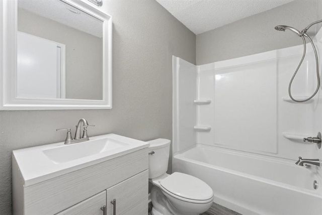 2476 Saint Anthony Ln Lane, Sulphur, LA 70663