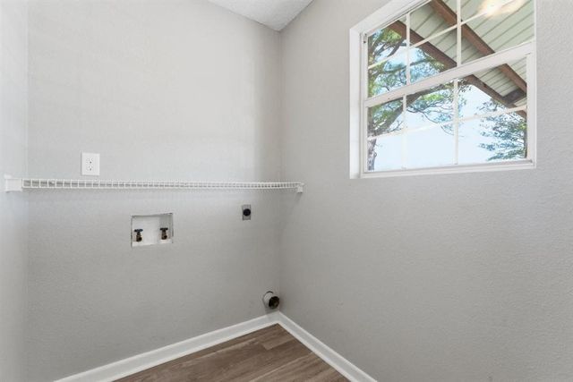 2476 Saint Anthony Ln Lane, Sulphur, LA 70663