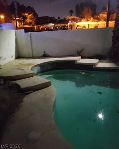 2720 Knightsbridge Road, Henderson, NV 89074