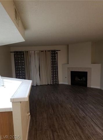 2720 Knightsbridge Road, Henderson, NV 89074