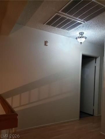 2720 Knightsbridge Road, Henderson, NV 89074