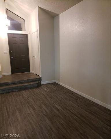 2720 Knightsbridge Road, Henderson, NV 89074