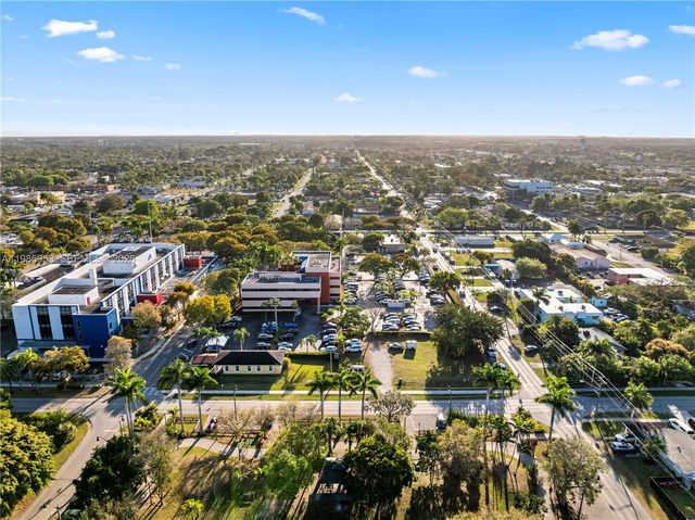 151 NW 11th St W301, Homestead, FL 33030