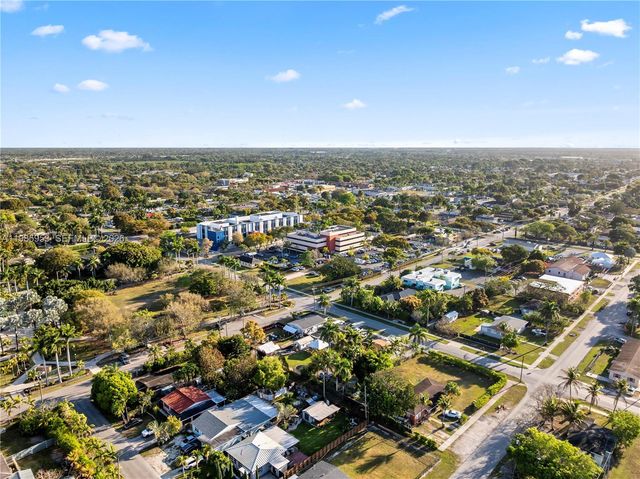 151 NW 11th St W301, Homestead, FL 33030