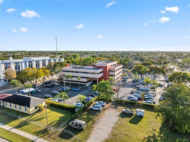151 NW 11th St W301, Homestead, FL 33030