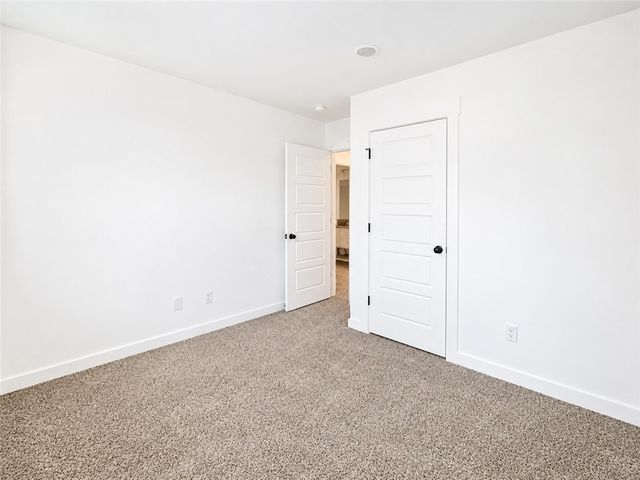 1031 Boardwalk Avenue, Bentonville, AR 72713