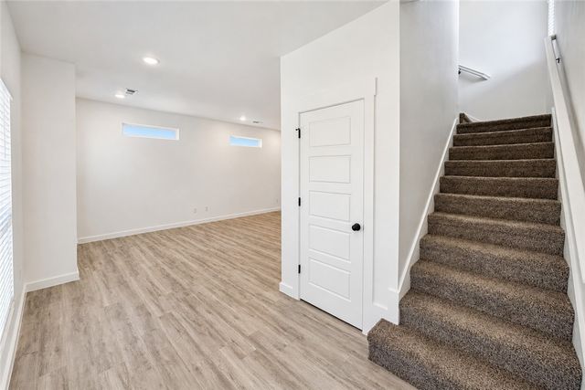 1031 Boardwalk Avenue, Bentonville, AR 72713