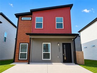 1031 Boardwalk Avenue, Bentonville, AR 72713