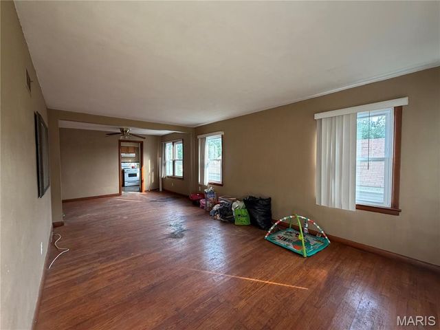 5665 Wilborn Drive, Jennings, MO 63136