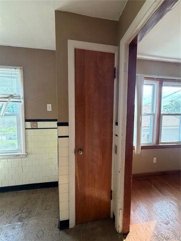 5665 Wilborn Drive, Jennings, MO 63136
