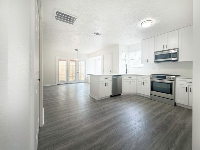 9843 Stableway Drive, Houston, TX 77065